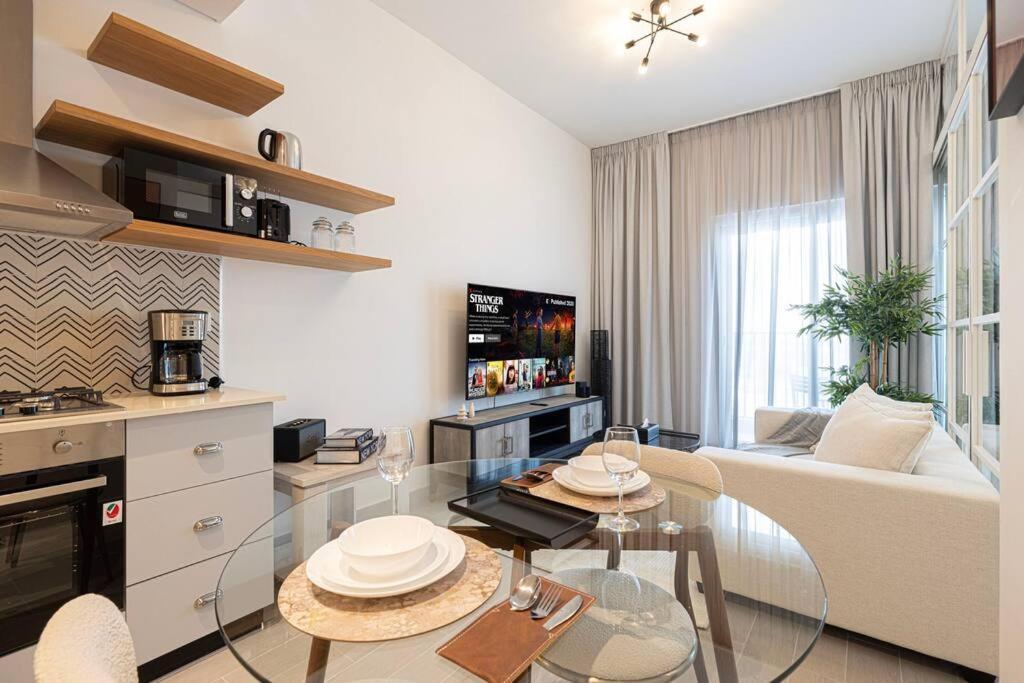 Cozy 1 - Bedroom Retreat In Dhe Dubai Esterno foto